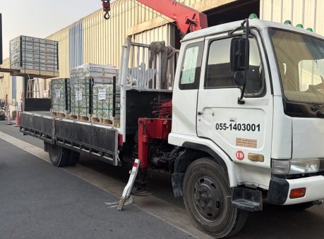 boom truck crane rental alquoz dubai